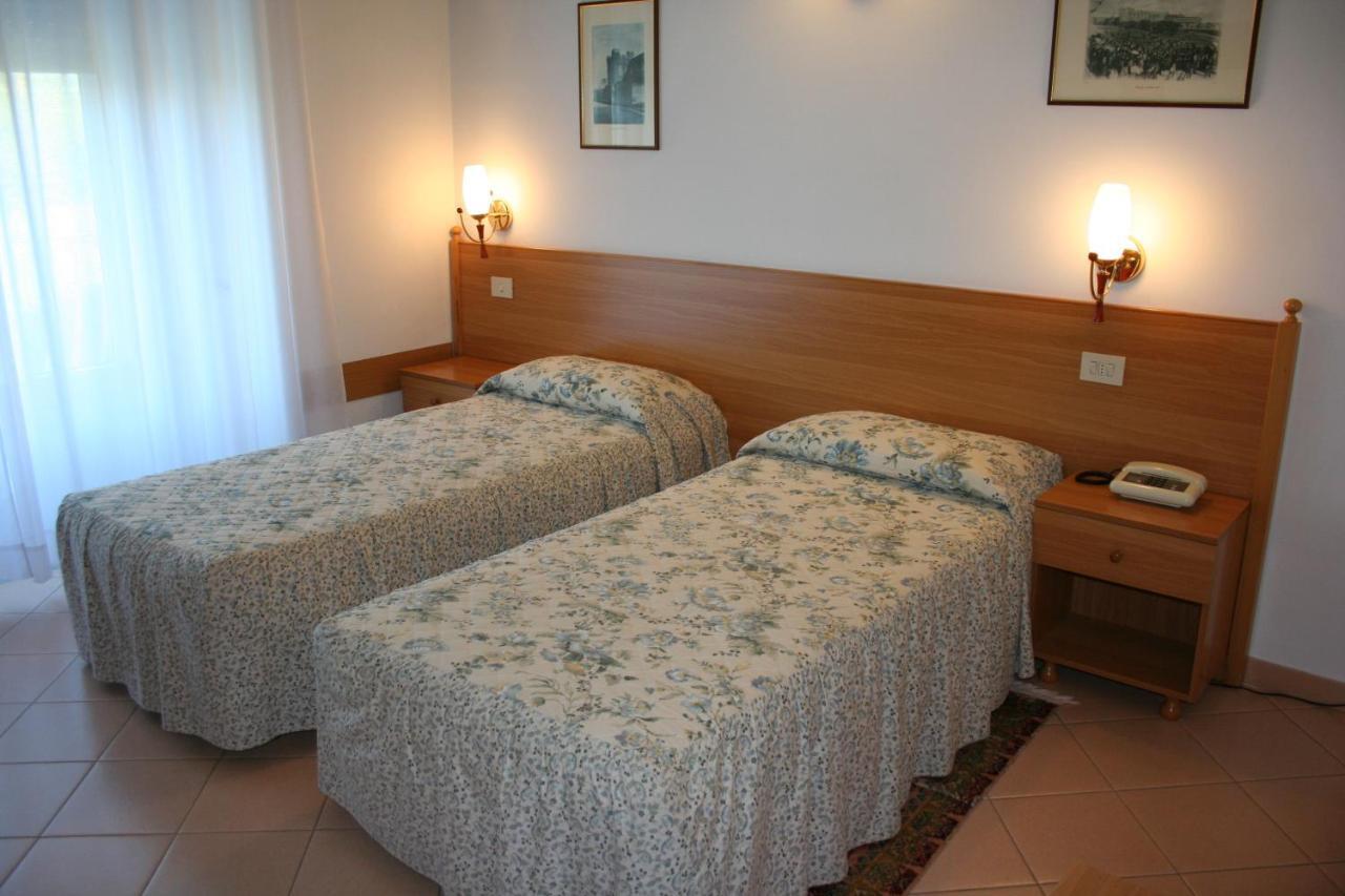 Hotel Castello Mesagne Phòng bức ảnh