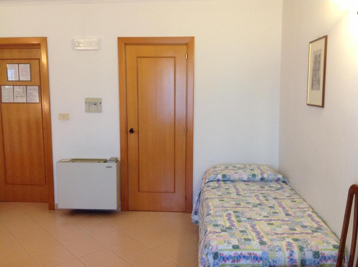 Hotel Castello Mesagne Phòng bức ảnh