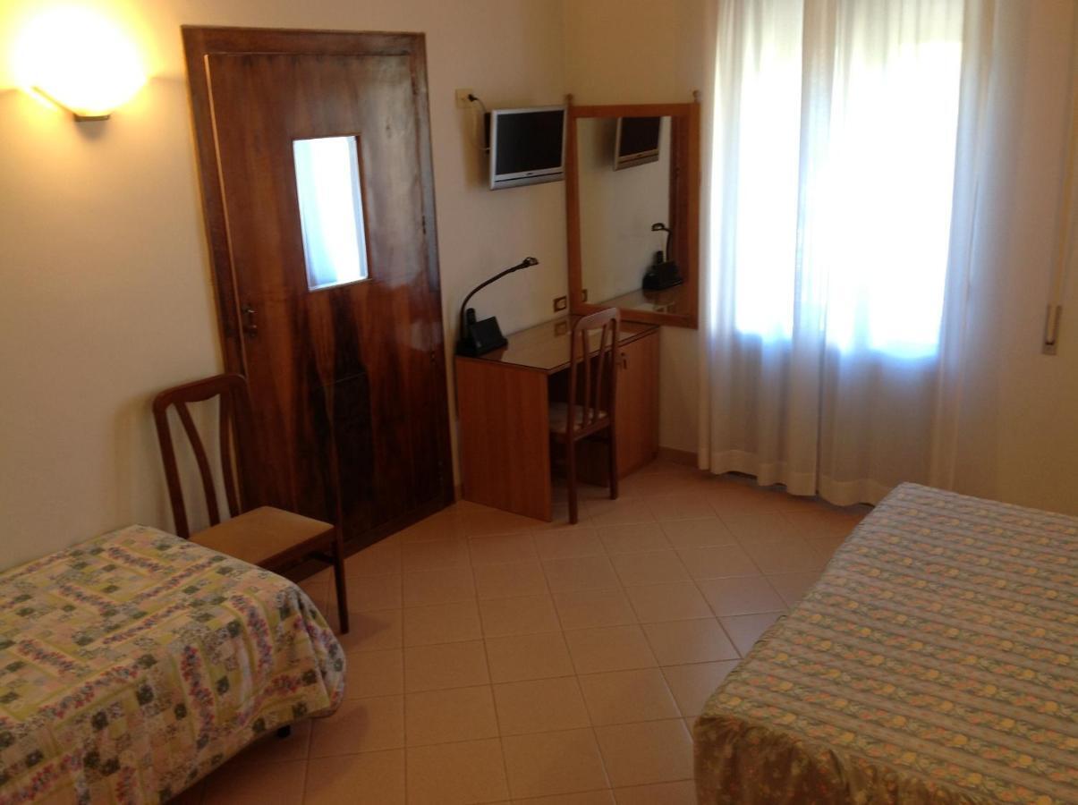 Hotel Castello Mesagne Phòng bức ảnh