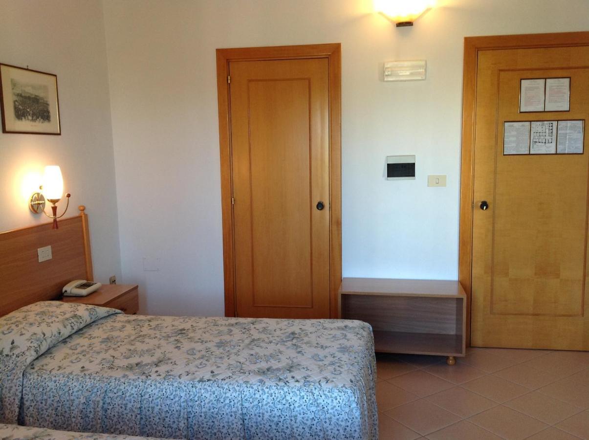 Hotel Castello Mesagne Phòng bức ảnh