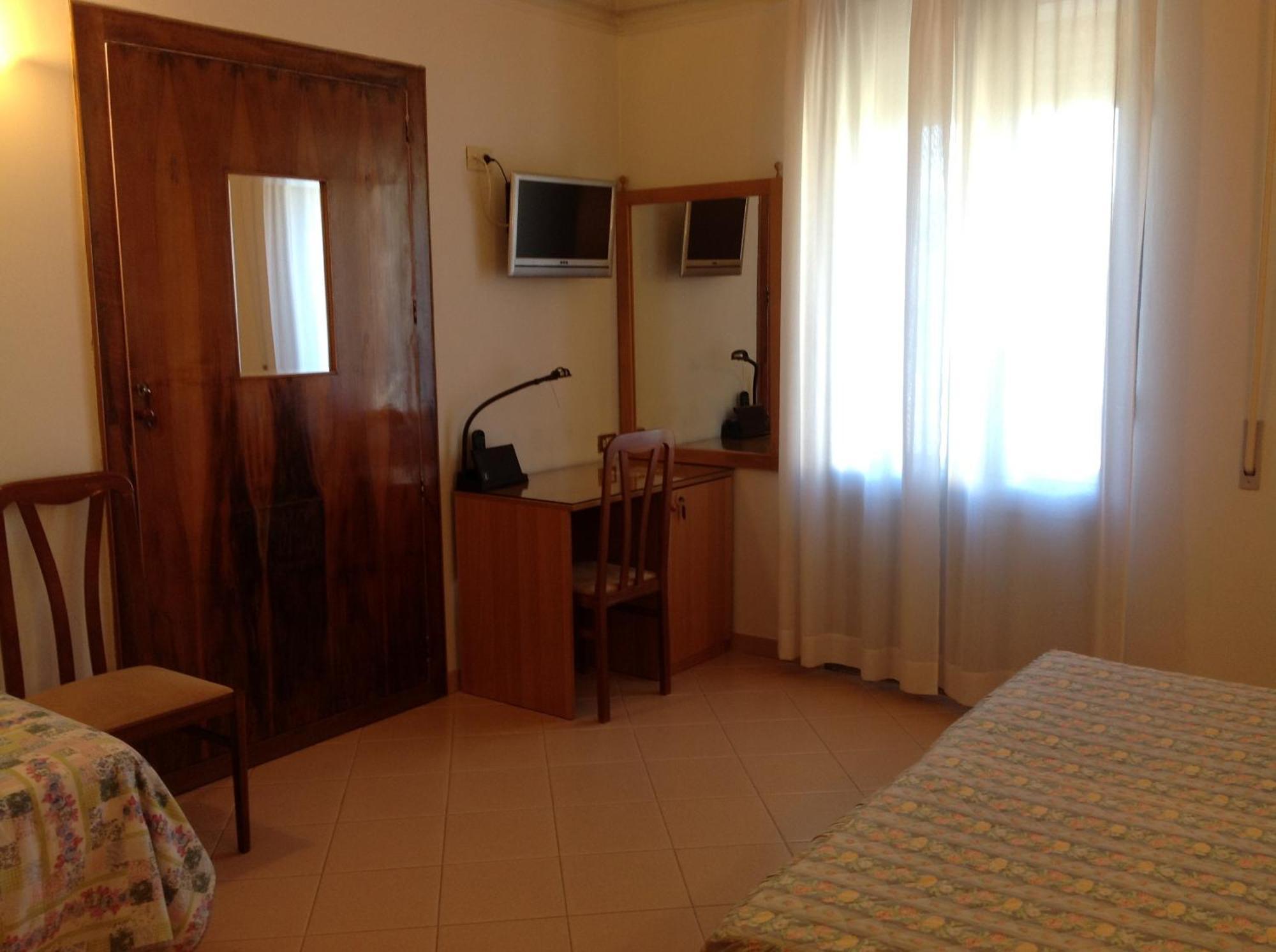 Hotel Castello Mesagne Ngoại thất bức ảnh